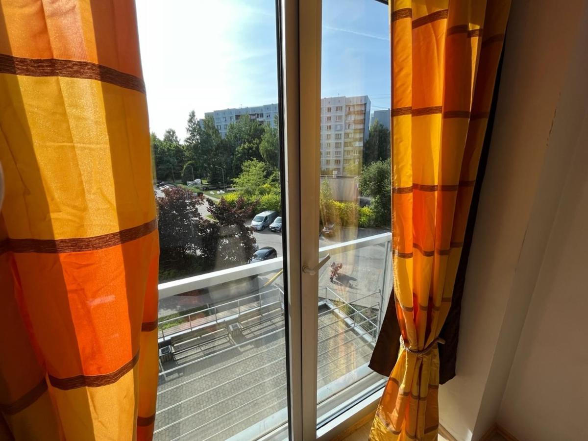 Lovely Apartments In Imanta With Free Parking Riga Exterior foto