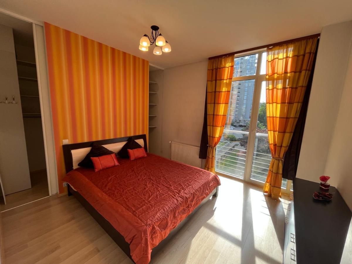Lovely Apartments In Imanta With Free Parking Riga Exterior foto